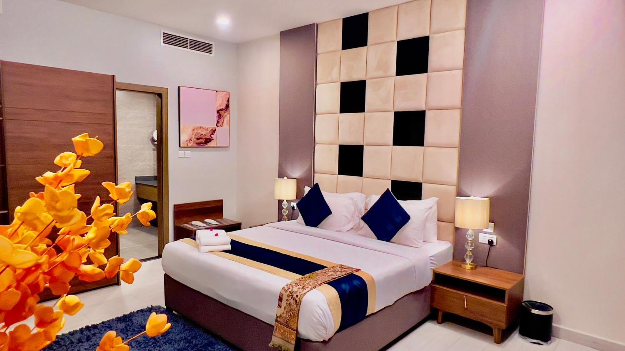 BW Suites & Spa マナーマ エクステリア 写真