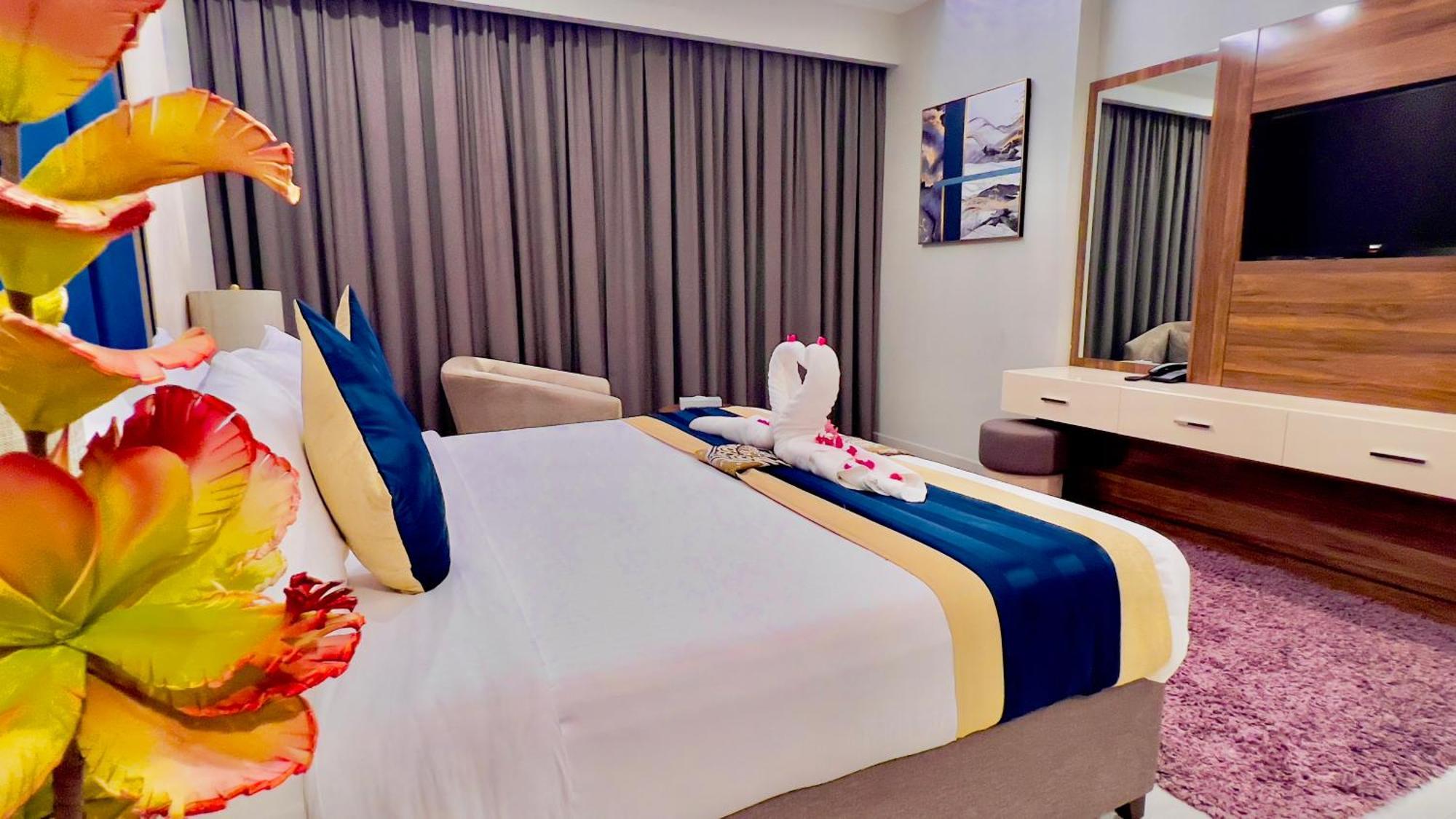 BW Suites & Spa マナーマ エクステリア 写真